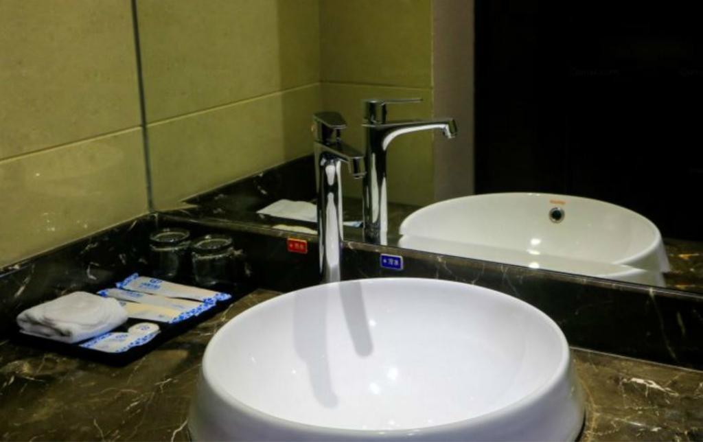 Zhuhai Liuhe Holiday Hotel Buitenkant foto